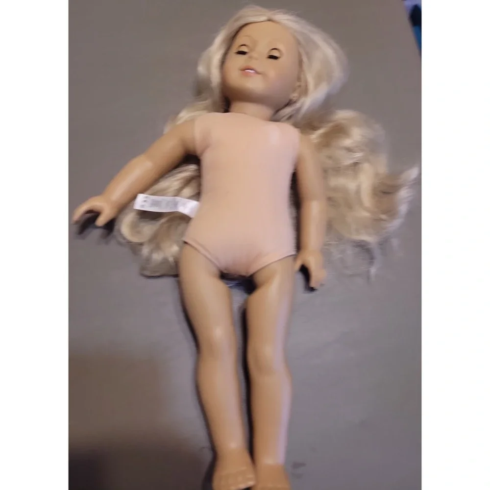 American Girl Doll Caroline Abbott 2012 Edition Long blonde Hair green eyes
